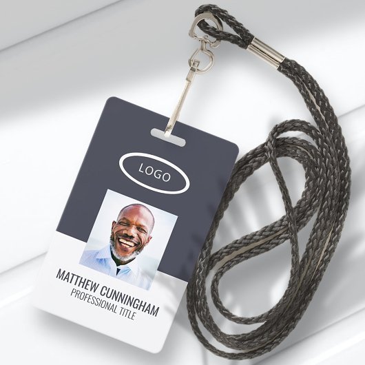 Badge Bloc de couleur Logo personnalisé Nom de l'employé