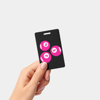 Badge Boules roses numéro 4 chanceux