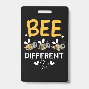 Badge Cadeau d'apiculteur Abeille Différente