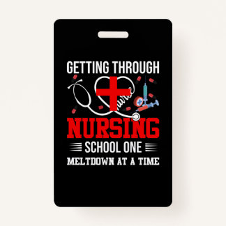 Badge Cadeau infirmière | Passer par l'école de soins in