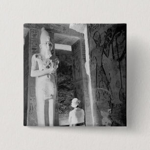 Badge Carré 5 Cm Abou Simbel Égypte, Touriste à l'intérieur du Temp