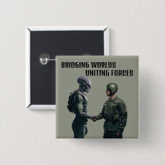 Badge Carré 5 Cm Alien et soldat