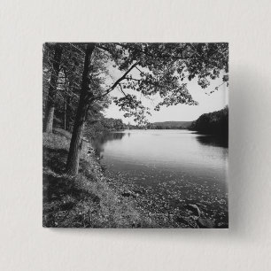 Badge Carré 5 Cm Arbres par la rivière B&W