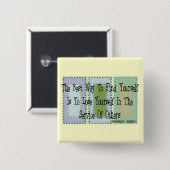 Badge Carré 5 Cm Assistant social (citation de Mahandas Gandhi) (Devant & derrière)