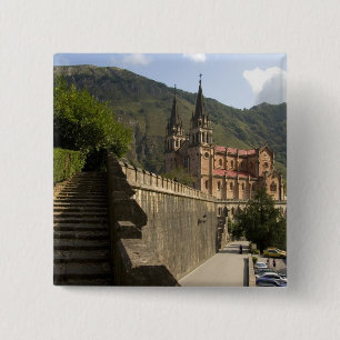 Badge Carré 5 Cm Basilique de Covadonga, nord-ouest de l'Espagne.