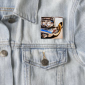 Badge Carré 5 Cm Belle voiture classique (En situation)