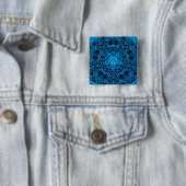 BADGE CARRÉ 5 CM BLUE DAHLIA (En situation)