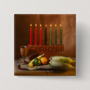Badge Carré 5 Cm Bougies Kwanzaa et nourriture