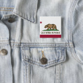 Badge Carré 5 Cm Bouton avec Drapeau de Californie (En situation)