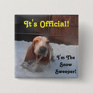 Badge Carré 5 Cm Bouton Balayeur de Neige Basset Hound