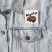 Badge Carré 5 Cm Bouton Brainiac (En situation)