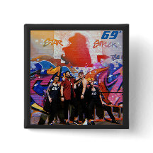 Bouton carré étoile rayé