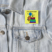 Badge Carré 5 Cm Bouton d'anniversaire du petit monstre customisé (En situation)