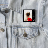 Badge Carré 5 Cm Bouton de chiot de carlin d'amour (En situation)