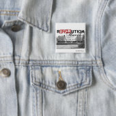 Badge Carré 5 Cm Bouton de mars de révolution ! (En situation)