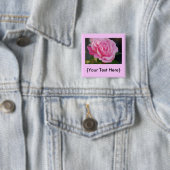 Badge Carré 5 Cm Bouton de rose de rose (En situation)