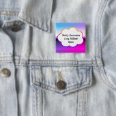 Badge Carré 5 Cm Bouton Domination Mondiale (En situation)