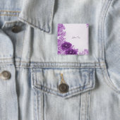 Badge Carré 5 Cm Bouton Fleur Violette Fleurit (En situation)
