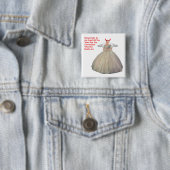 Badge Carré 5 Cm Bouton Masquerades Mitch McConnell (En situation)