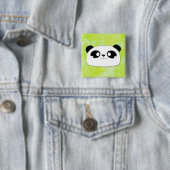 Badge Carré 5 Cm Bouton mignon de panda (arrière - plan de fleur) (En situation)