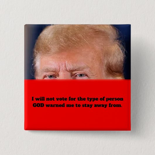 BADGE CARRÉ 5 CM BOUTON TRUMP (Devant)