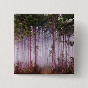 Badge Carré 5 Cm Brume parmi les pins au lever du soleil, Everglade