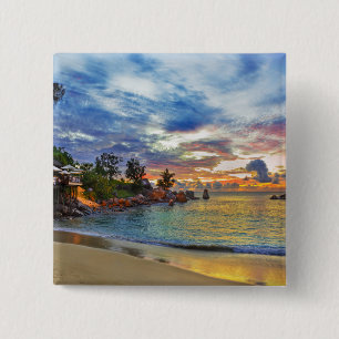 Badge Carré 5 Cm Café sur la plage tropicale au coucher du soleil