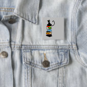Badge Carré 5 Cm Chat de bibliothèque (En situation)