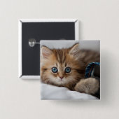 Badge Carré 5 Cm Chaton avec des yeux bleus (Devant & derrière)
