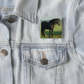 Badge Carré 5 Cm Cheval frison (En situation)