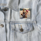 Badge Carré 5 Cm Chipmunk Avec Pine Cone Tree (En situation)