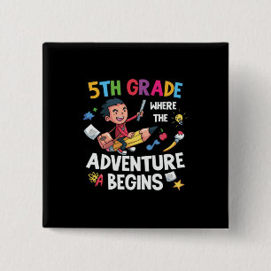 Badge Carré 5 Cm Cinquième Année Où Commence L'Aventure
