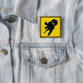 BADGE CARRÉ 5 CM CITROUILLE ! (En situation)