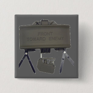 Badge Carré 5 Cm Claymore