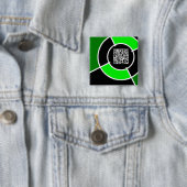 Badge Carré 5 Cm code QR du bullseye vert (En situation)