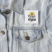 Badge Carré 5 Cm Commencer par le bouton de gentillesse (En situation)