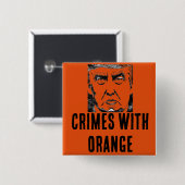 BADGE CARRÉ 5 CM CRIMES AVEC BOUTON ORANGE (Devant & derrière)