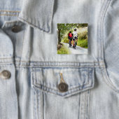 BADGE CARRÉ 5 CM CYCLISME (En situation)