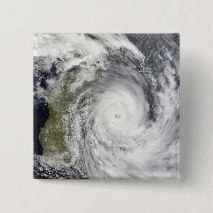 Badge Carré 5 Cm Cyclone tropical Gael outre du Madagascar 2