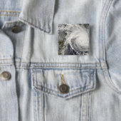 Badge Carré 5 Cm Cyclone tropical Ivan approchant Madagascar (En situation)