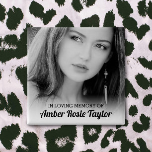 Badge Carré 5 Cm Dans la mémoire aimante   Garde photo