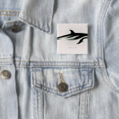 Badge Carré 5 Cm Dauphin (En situation)