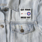 Badge Carré 5 Cm Descendez de vos roches ! (En situation)