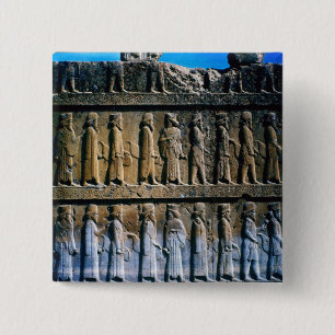 Badge Carré 5 Cm Détail de la frise de soulagement sur l'escalier