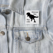 Badge Carré 5 Cm Dinosaur Day 15 mai Cool Holiday Button (En situation)