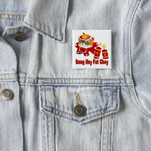 Badge Carré 5 Cm Dragon et pétards chinois (En situation)