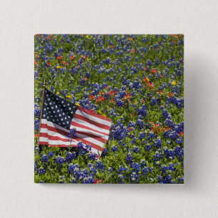 Badge Carré 5 Cm Drapeau américain dans un champ de bleuets, 2