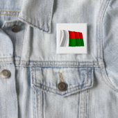 Badge Carré 5 Cm Drapeau de ondulation du Madagascar (En situation)