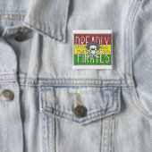 BADGE CARRÉ 5 CM DRAPEAU DE PIRATES DE DREADLY (En situation)