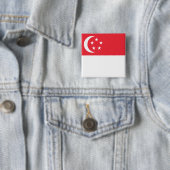 Badge Carré 5 Cm Drapeau de Singapour (En situation)